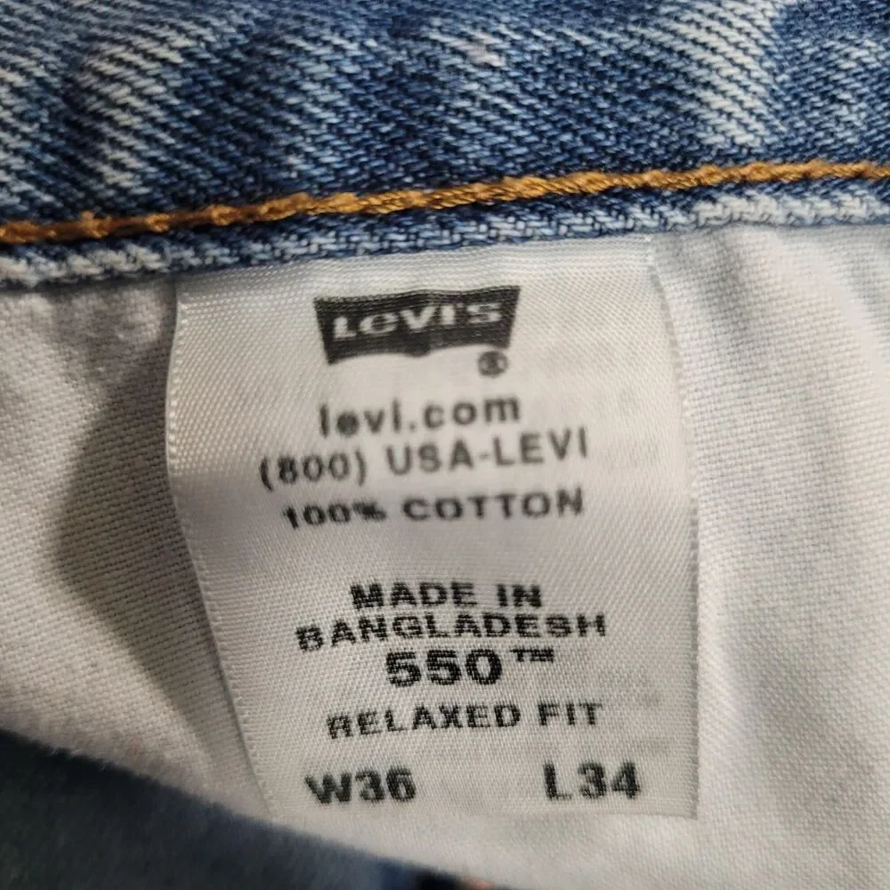 Levi's 550 Jeans Mens 36x34 Blue Light Wash Relaxed Tapered Zip Fly Denim Cotton